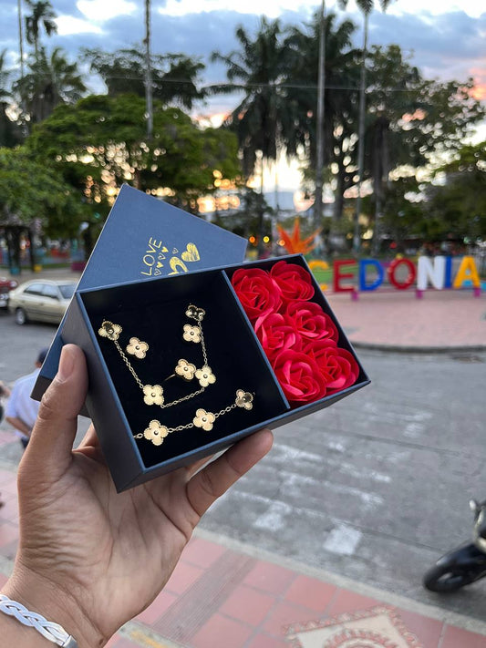 Set Van Cleef + Caja Rosas